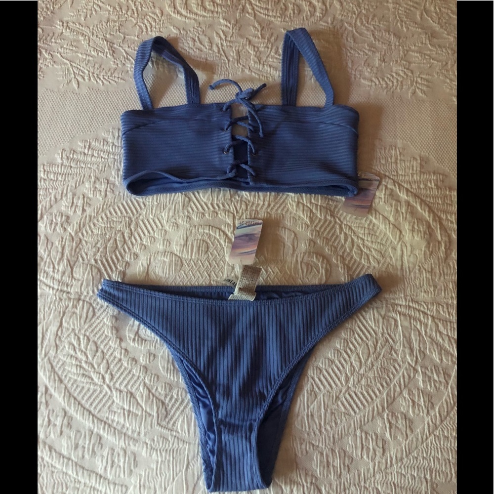 Ribbed bikini
